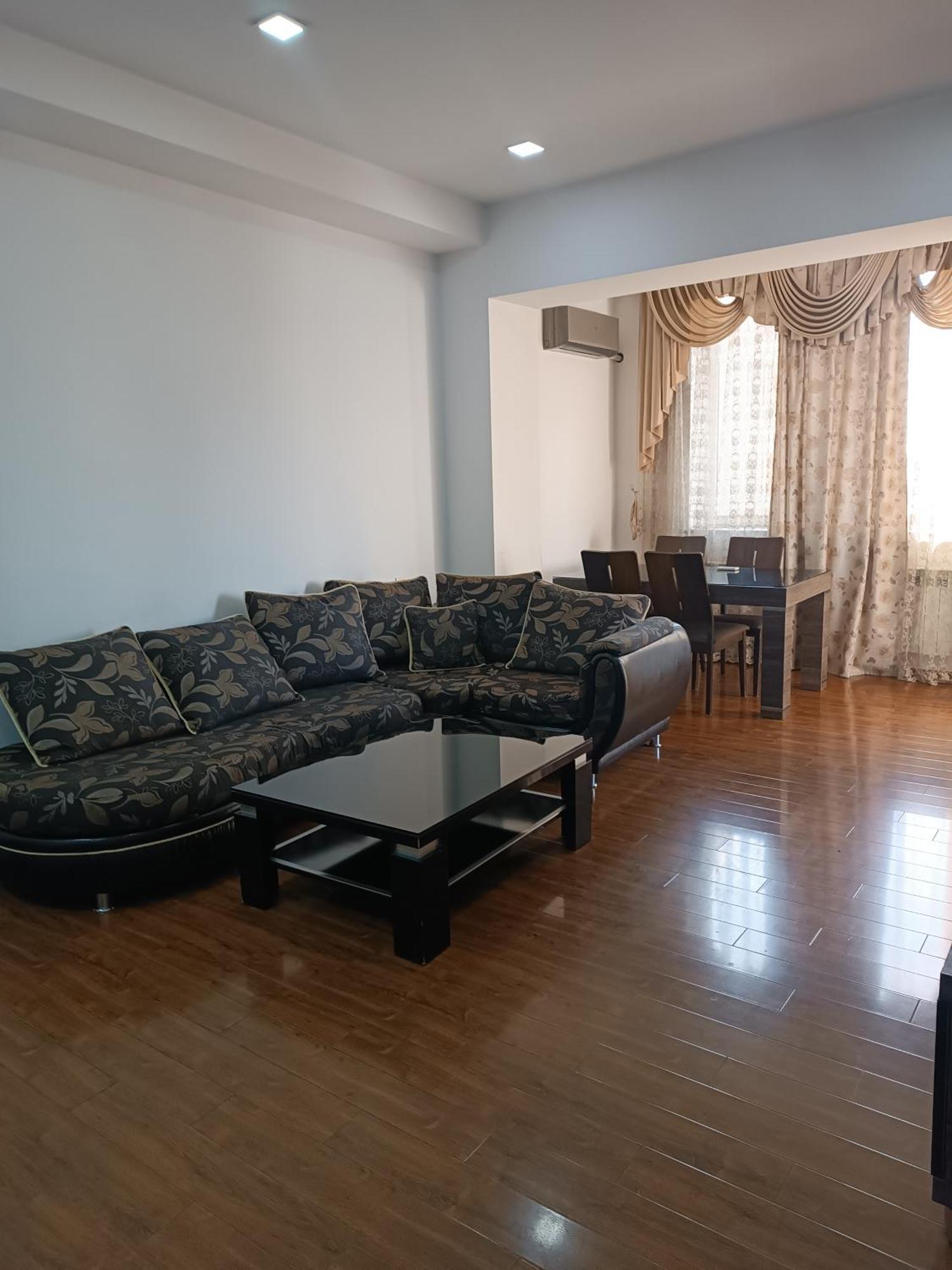 Rent Inn Yerevan On Buzand Street Εξωτερικό φωτογραφία